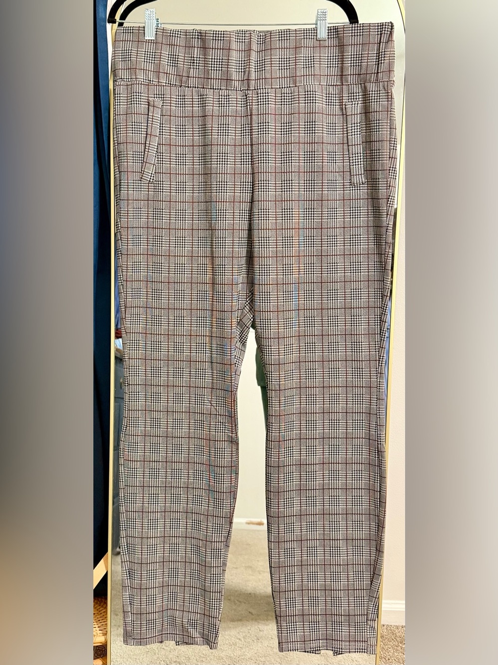 Fashion to Figure Plaid Ankle Pants - Black, White, Red